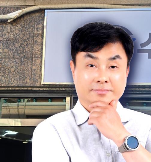 수출카 매장 앞 상담 사진
